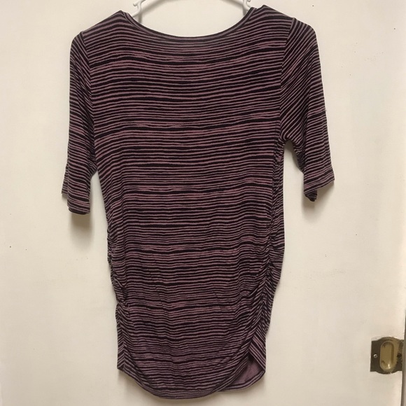 a:glow Maternity top, Small - Picture 2 of 4